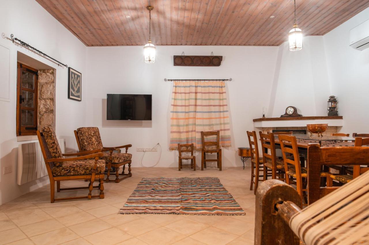 Droshia Traditional Homes, Coco-Mat Full Experience Dhrousha Exterior foto