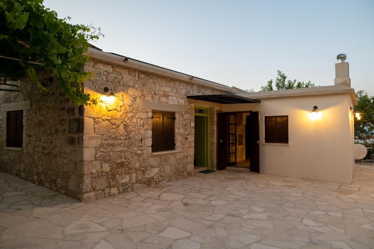 Droshia Traditional Homes, Coco-Mat Full Experience Dhrousha Exterior foto