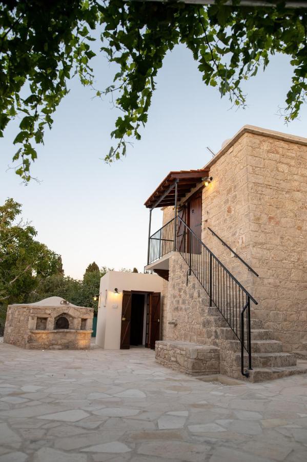 Droshia Traditional Homes, Coco-Mat Full Experience Dhrousha Exterior foto